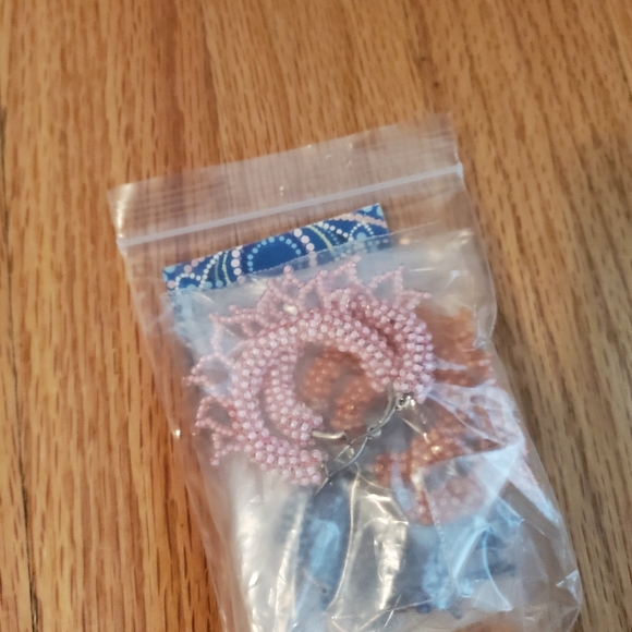 Set of 3 SDE Designs Bead Artist Earrings - Picture 2 of 9